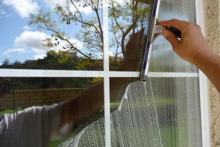 Full Service Window Cleaning